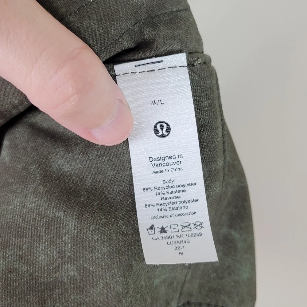 Lululemon Unisex Both Ways Reversible Grey & Green Bucket Hat